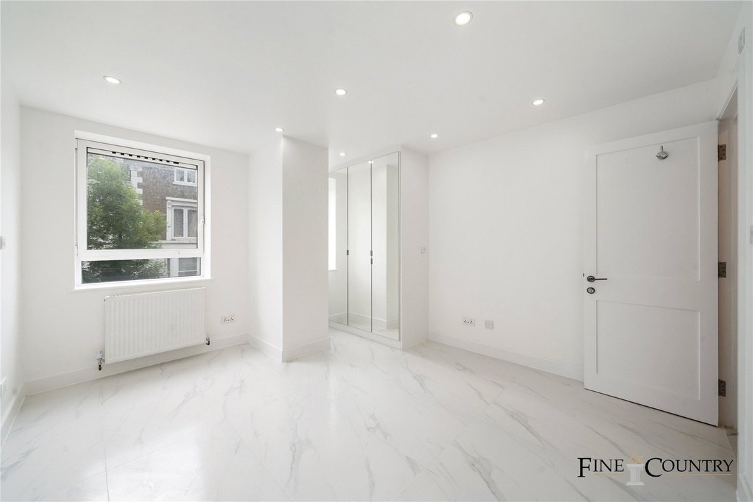Apartment in Kilburn Park, Brent, England 4 - 17676831