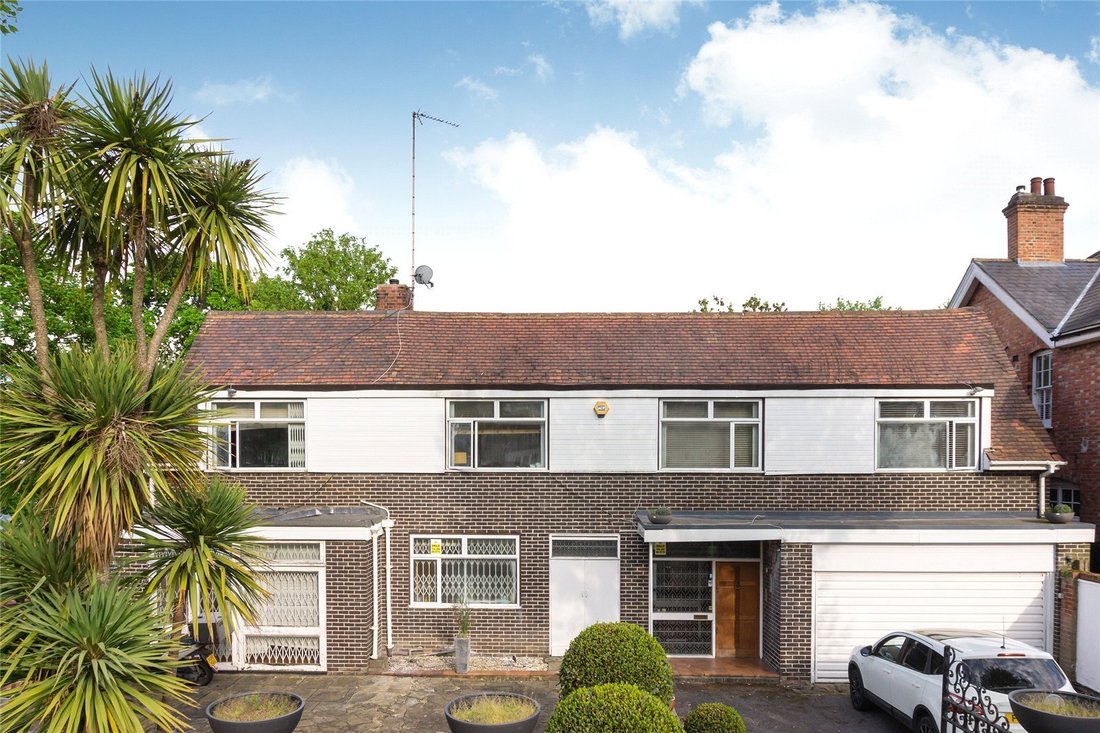 House in Brondesbury Park, Brent, England 2 - 17676945