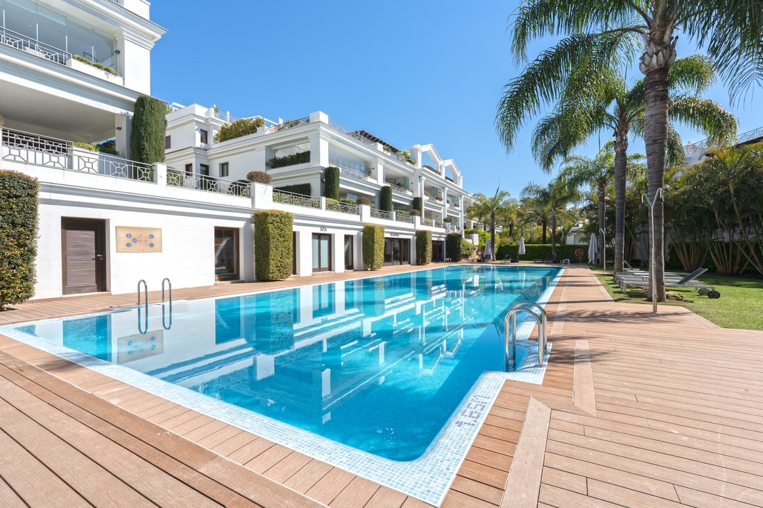 Apartment in Estepona, Andalusia, Spain 1 - 17676508