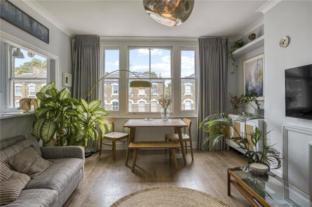 Apartment in Highbury, Islington, England 2 - 17676648