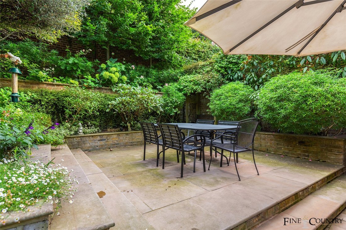 House in South Hampstead, Camden, England 2 - 17676888