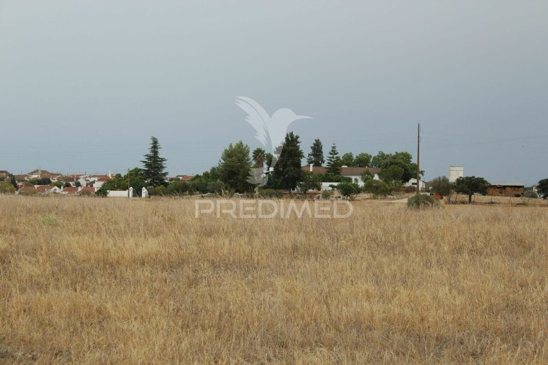 Land in Alandroal (Nossa Senhora da Conceicao), Sao Bras dos Matos (Mina do Bugalho) e Juromenha (Nossa Senhora do Loreto), Évora District, Portugal 3 - 14758419