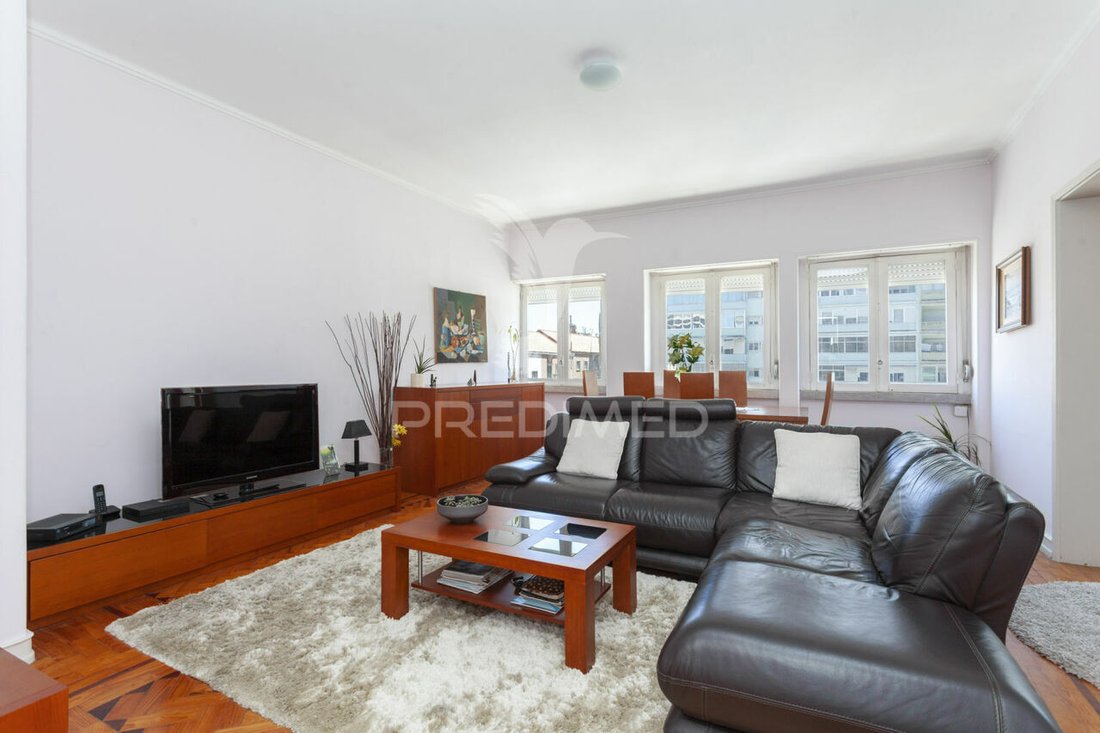 Apartment in Alvalade, Lisbon, Portugal 2 - 12862310