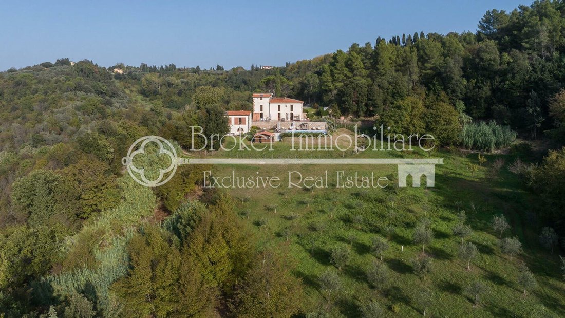 Villa in Palaia, Tuscany, Italy 2 - 12765267