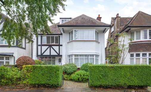 Apartment in Willesden Green, Brent, England 1