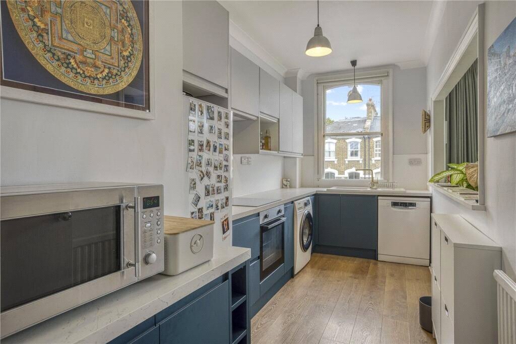 Apartment in Highbury, Islington, England 4 - 17676648