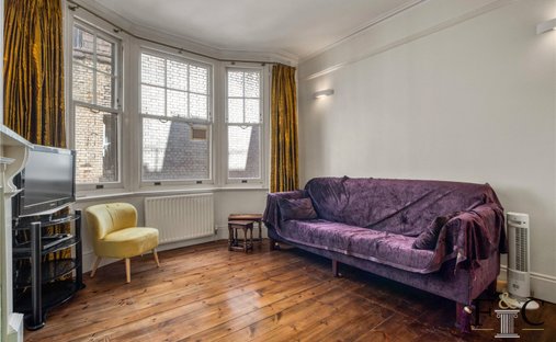 Apartment in Holborn, Camden, England 1