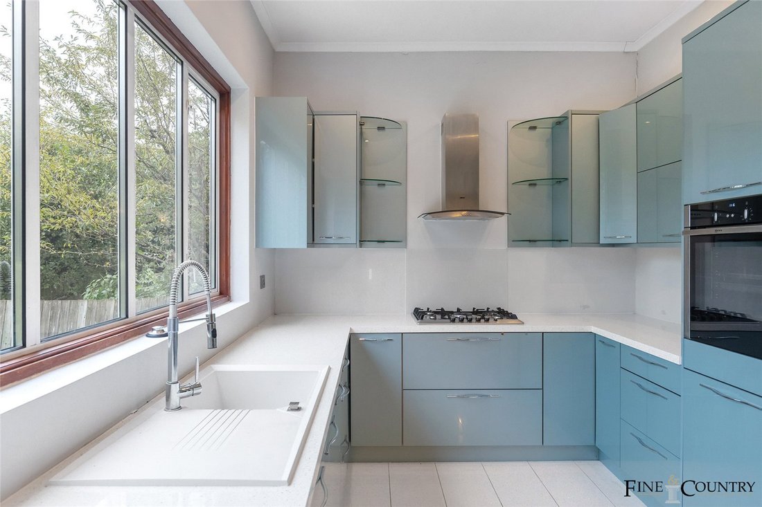 Apartment in Willesden Green, Brent, England 4 - 17676893