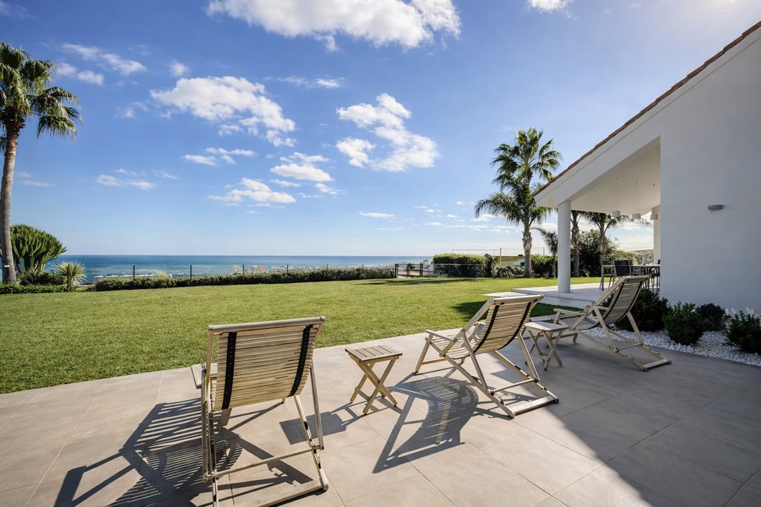 Villa in Manilva, Andalusia, Spain 1 - 17676553