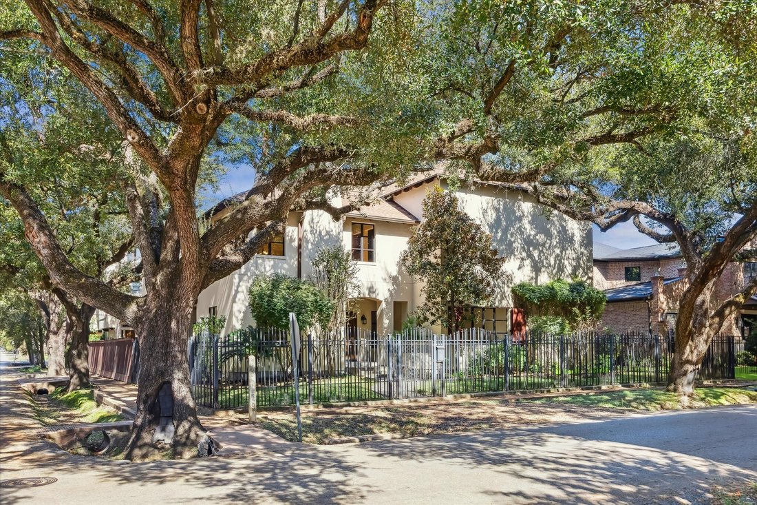 House in Houston, Texas, United States 3 - 16747708