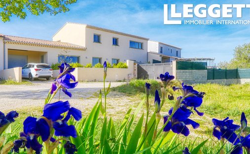Maison à Saint-Martin-de-Castillon, Provence-Alpes-Côte d'Azur, France 1