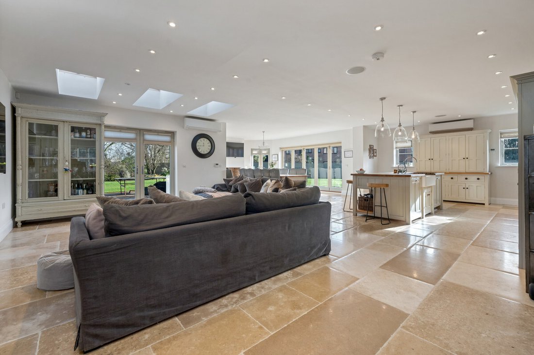 House in Bottesford, England 5 - 17676609