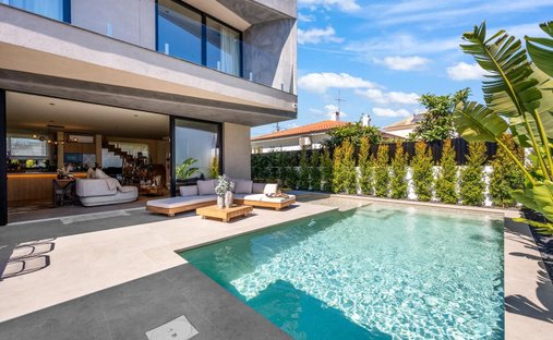 Villa in Aroeira, Charneca de Caparica und Sobreda, Portugal 1