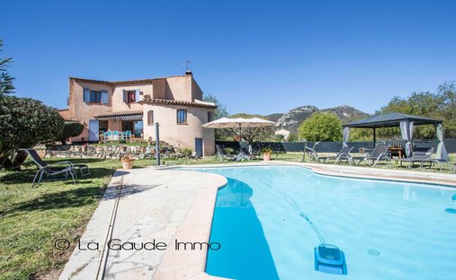 Villa à La Gaude, Provence-Alpes-Côte d'Azur, France 1