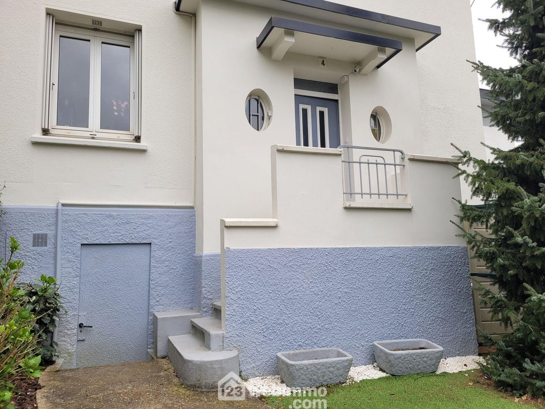 Villa in Wallon, Le Plessis-Robinson, France 3 - 17676750