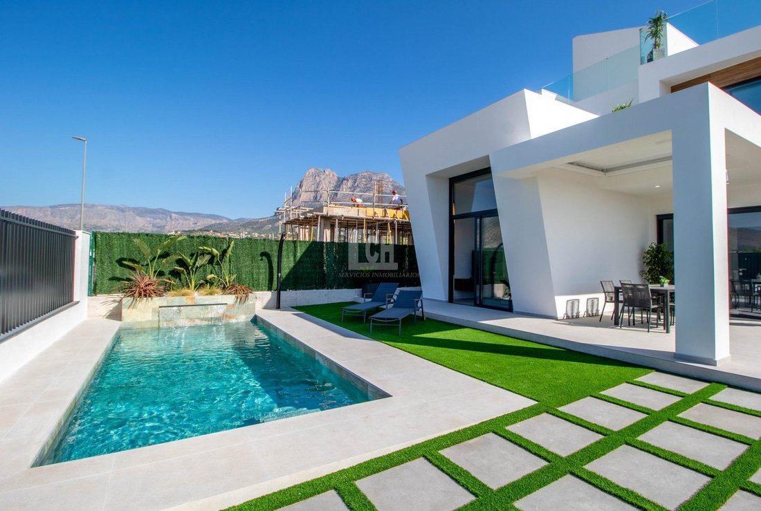 Villa in Finestrat, Valencian Community, Spain 2 - 14426221