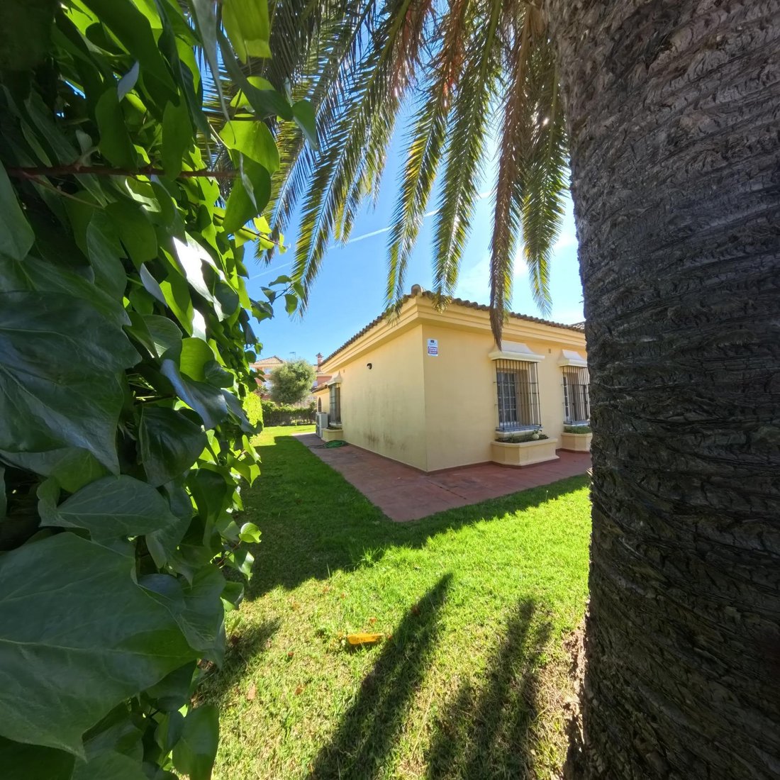 Villa in Chiclana de la Frontera, Andalusia, Spain 5 - 17676414