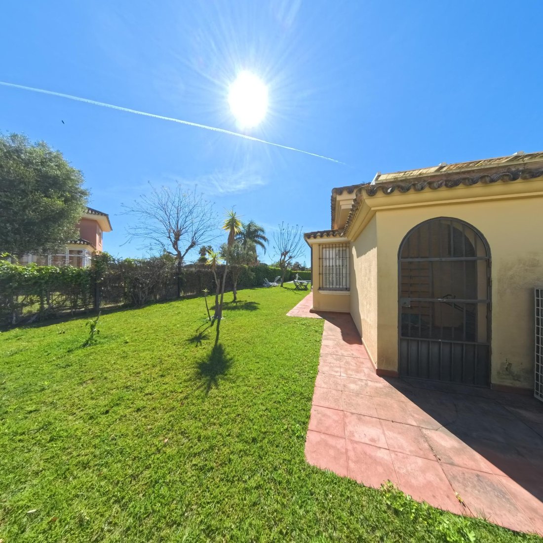 Villa in Chiclana de la Frontera, Andalusia, Spain 2 - 17676414
