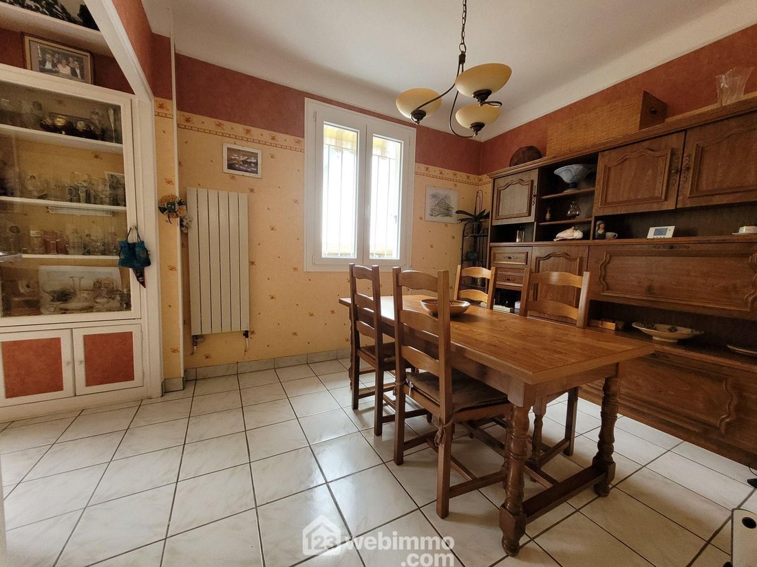 Villa in Wallon, Le Plessis-Robinson, France 4 - 17676750
