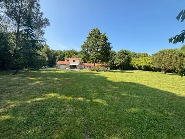 Farm Ranch in Frossay, Pays de la Loire, France 4 - 17676558