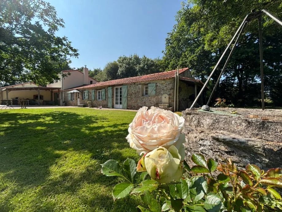 Farm Ranch in Frossay, Pays de la Loire, France 3 - 17676558