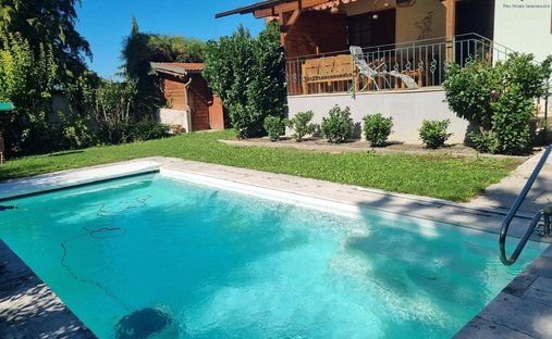 Bungalow in Leopoldsdorf, Lower Austria, Austria 1
