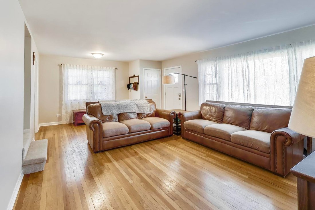 House in Elmhurst, Illinois, United States 5 - 17677074