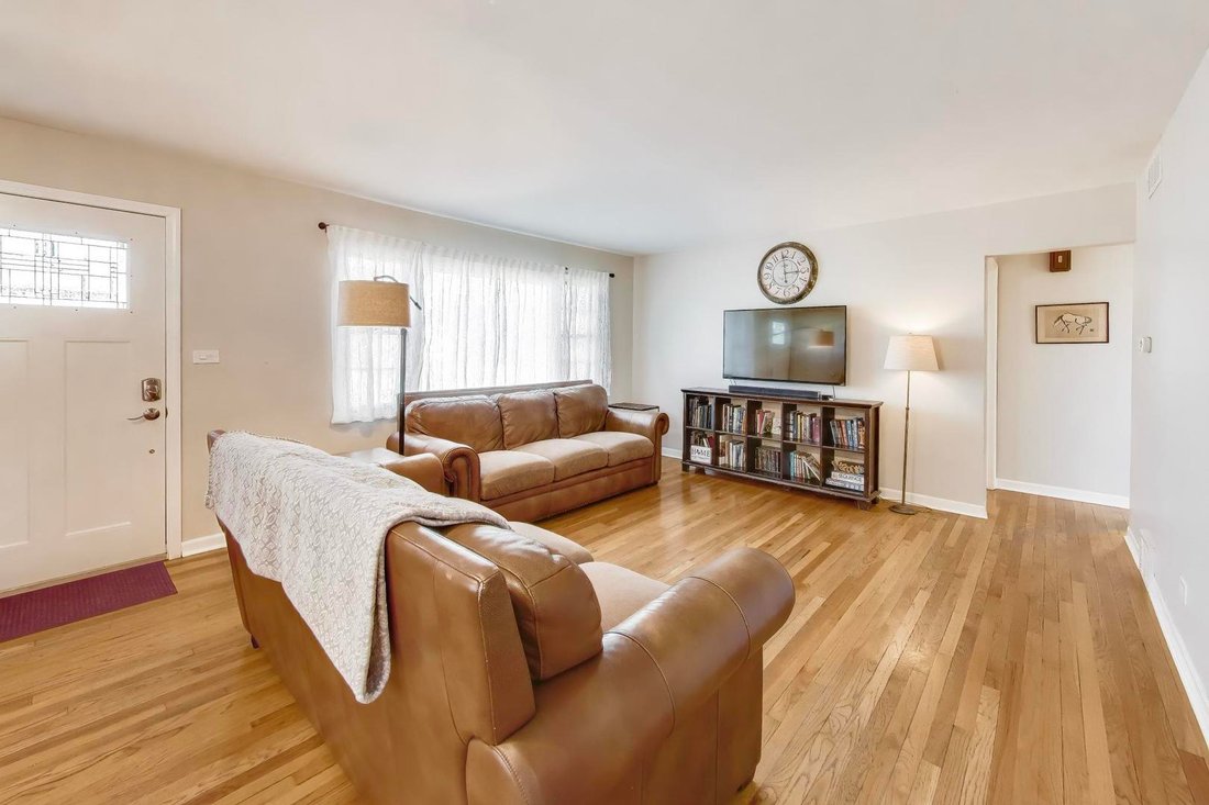 House in Elmhurst, Illinois, United States 4 - 17677074