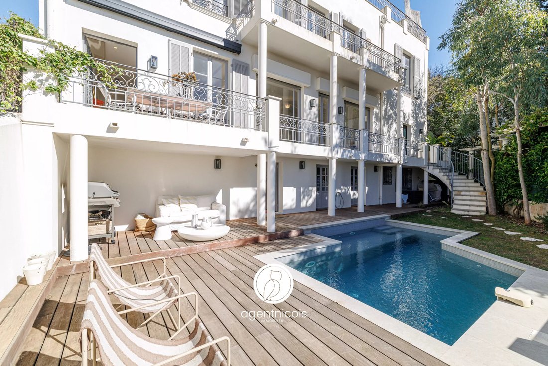 Villa in Mont Boron, Nice, Provence-Alpes-Côte d'Azur 1 - 17676826