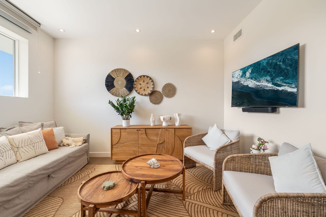 Apartment in West Bay, West Bay, Cayman Islands 2 - 17677489
