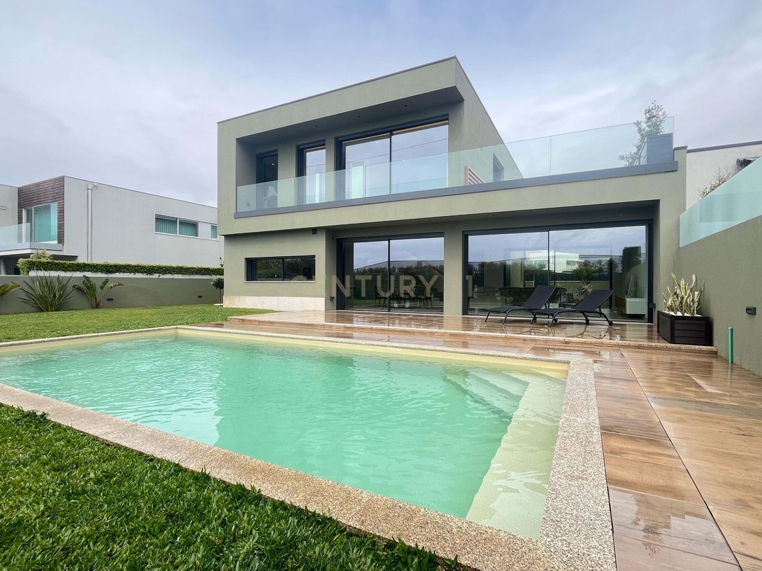 Villa in Azurara, Porto District, Portugal 1 - 17625978
