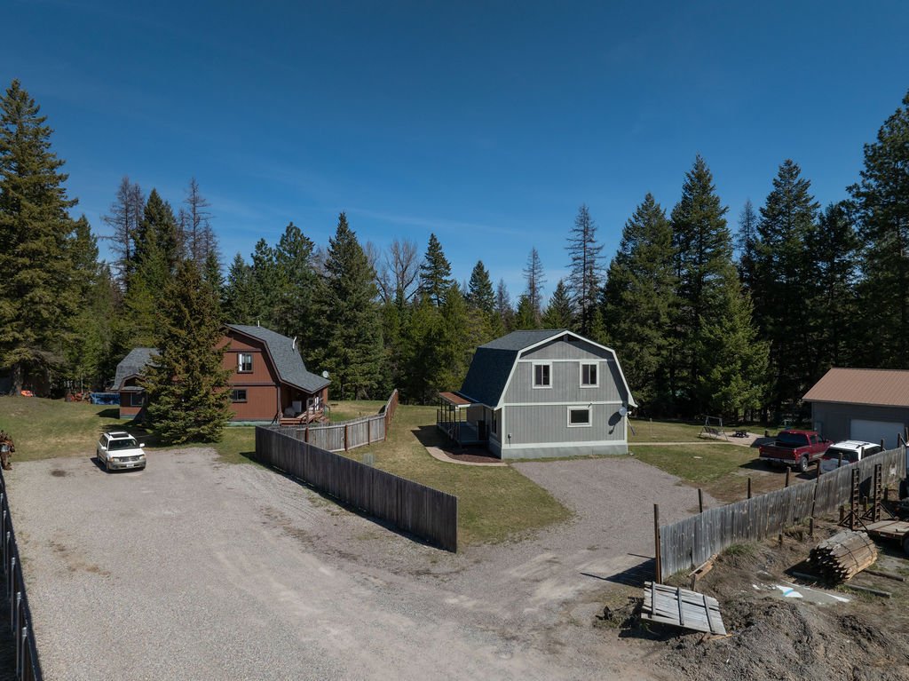 Columbia Falls, Montana, United States 2 - 17676997