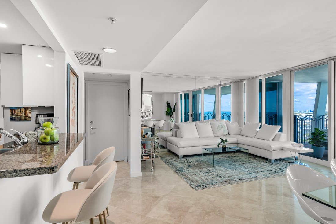 Condo in Miami Beach, Florida, United States 3 - 17677121
