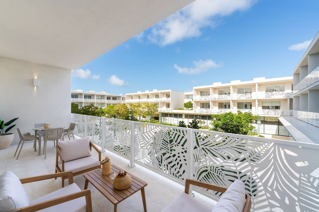 Apartment in West Bay, West Bay, Cayman Islands 1 - 17677489
