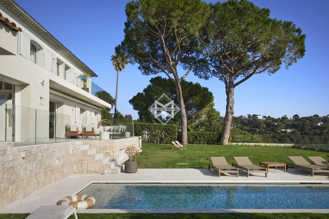 Villa in Cannes, Provence-Alpes-Côte d'Azur, France 5 - 17591882