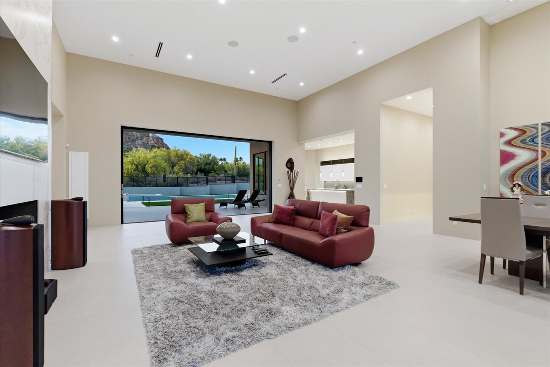 Carefree, Arizona, United States 5 - 17677243