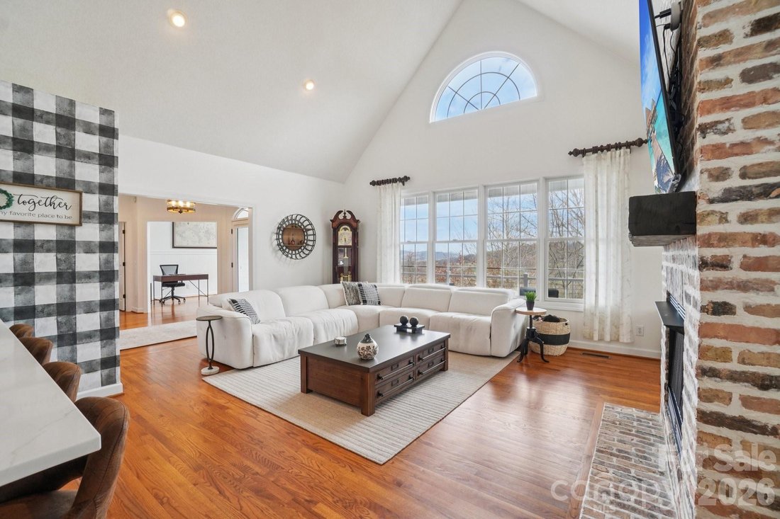 Haus in Hendersonville, North Carolina, Vereinigte Staaten 2 - 17677206
