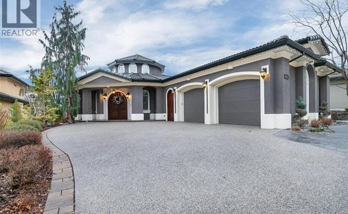 House in Kelowna, British Columbia, Canada 1