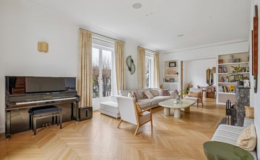 Apartment in La Plaine des Sablons, Neuilly-sur-Seine, France 1