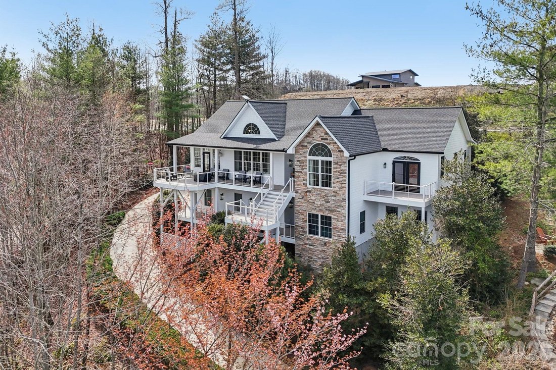 Haus in Hendersonville, North Carolina, Vereinigte Staaten 1 - 17677206