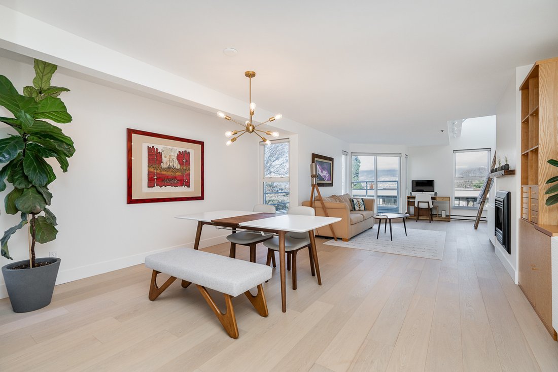 Villa in Vancouver, British Columbia, Canada 2 - 17677100