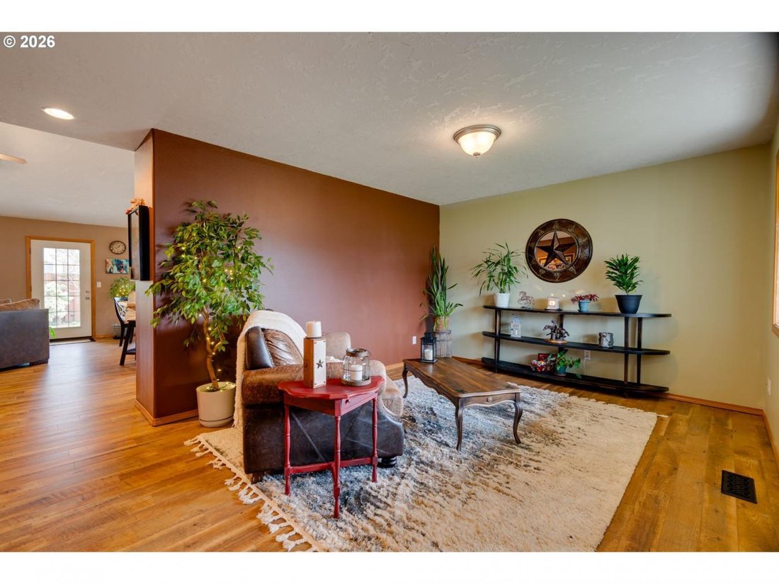 House in Canby, Oregon, United States 4 - 17676811