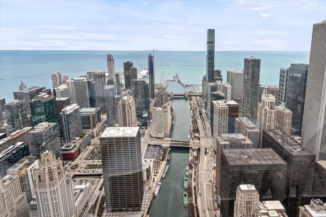 Condo in Chicago, Illinois, United States 3 - 17677596