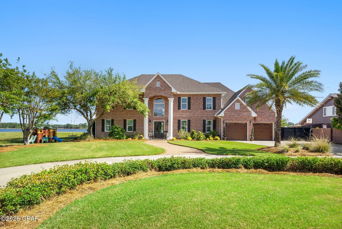 Lynn Haven, Florida, United States 4 - 17677648
