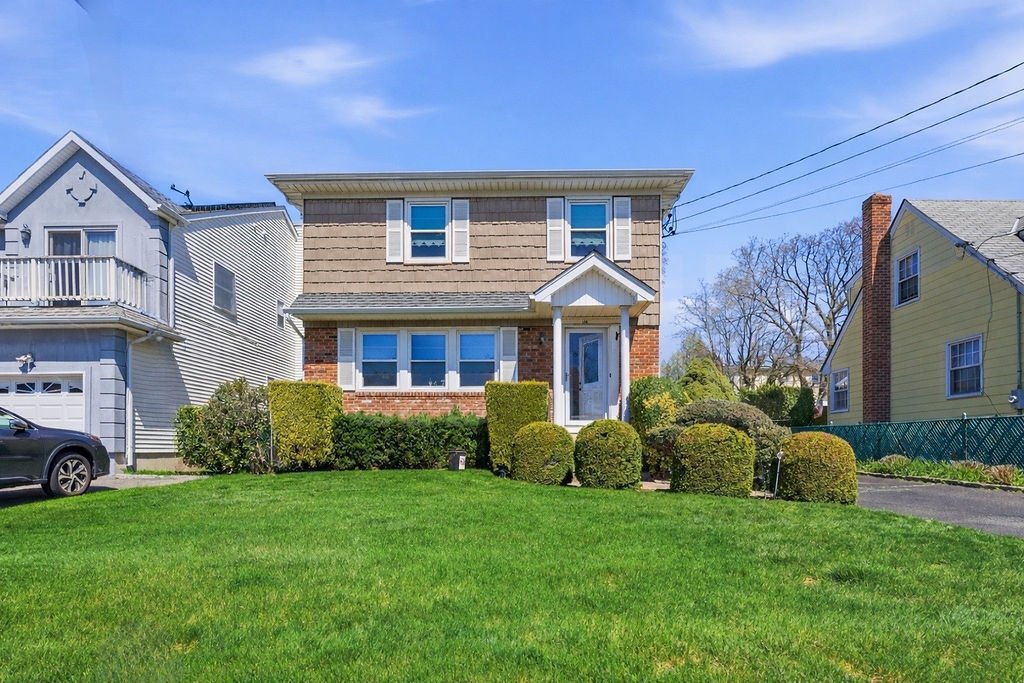 House in Albertson, New York, United States 1 - 17677713