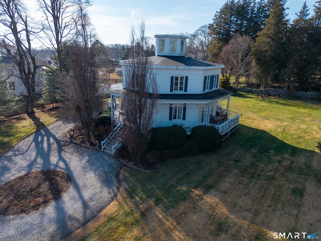 House in Groton, Connecticut, United States 3 - 17677844