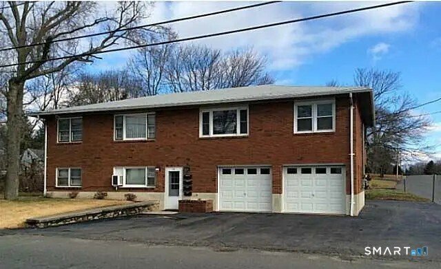 House in Waterbury, Connecticut, United States 1 - 17677894