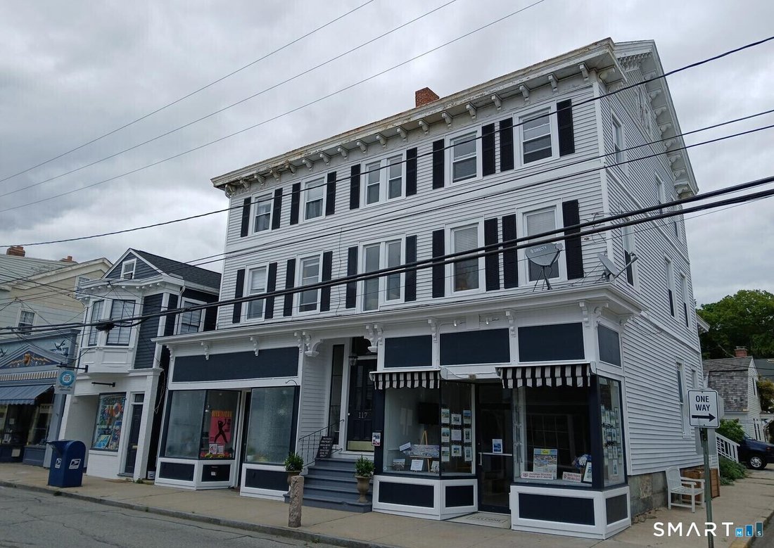 Stonington, Connecticut, United States 3 - 17678320