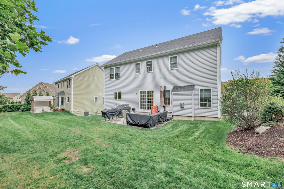 House in Shelton, Connecticut, United States 3 - 17677875