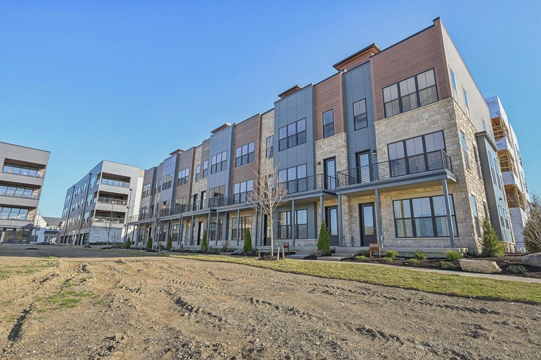 Condo in Hilliard, Ohio, United States 3 - 17679027